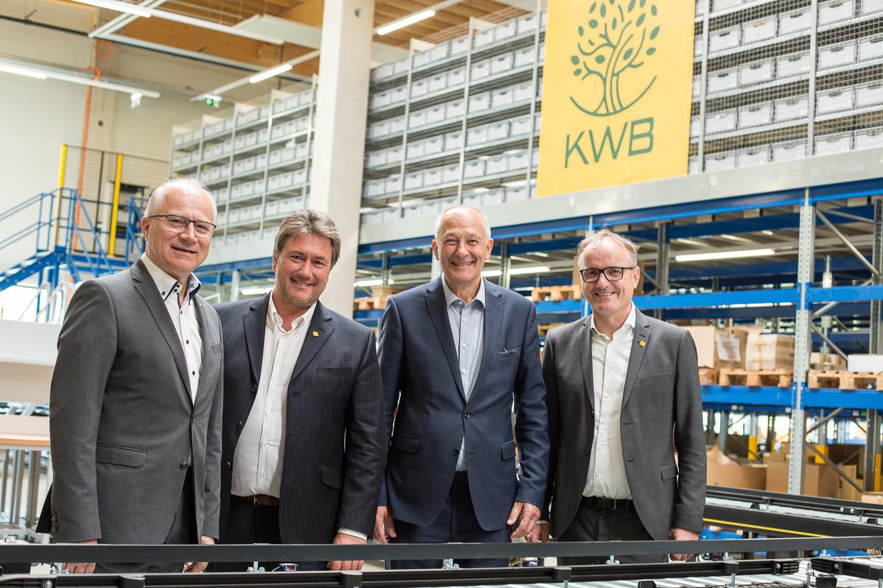 v.l.n.r.) Johann Seitinger (Steirischer Landesrat für Land- und Forstwirtschaft), Peter Daniell Porsche (Mehrheitseigentümer KWB), Christian Rakos (Präsident der World Bioenergy Association) und Helmut Matschnig (Geschäftsführer KWB)