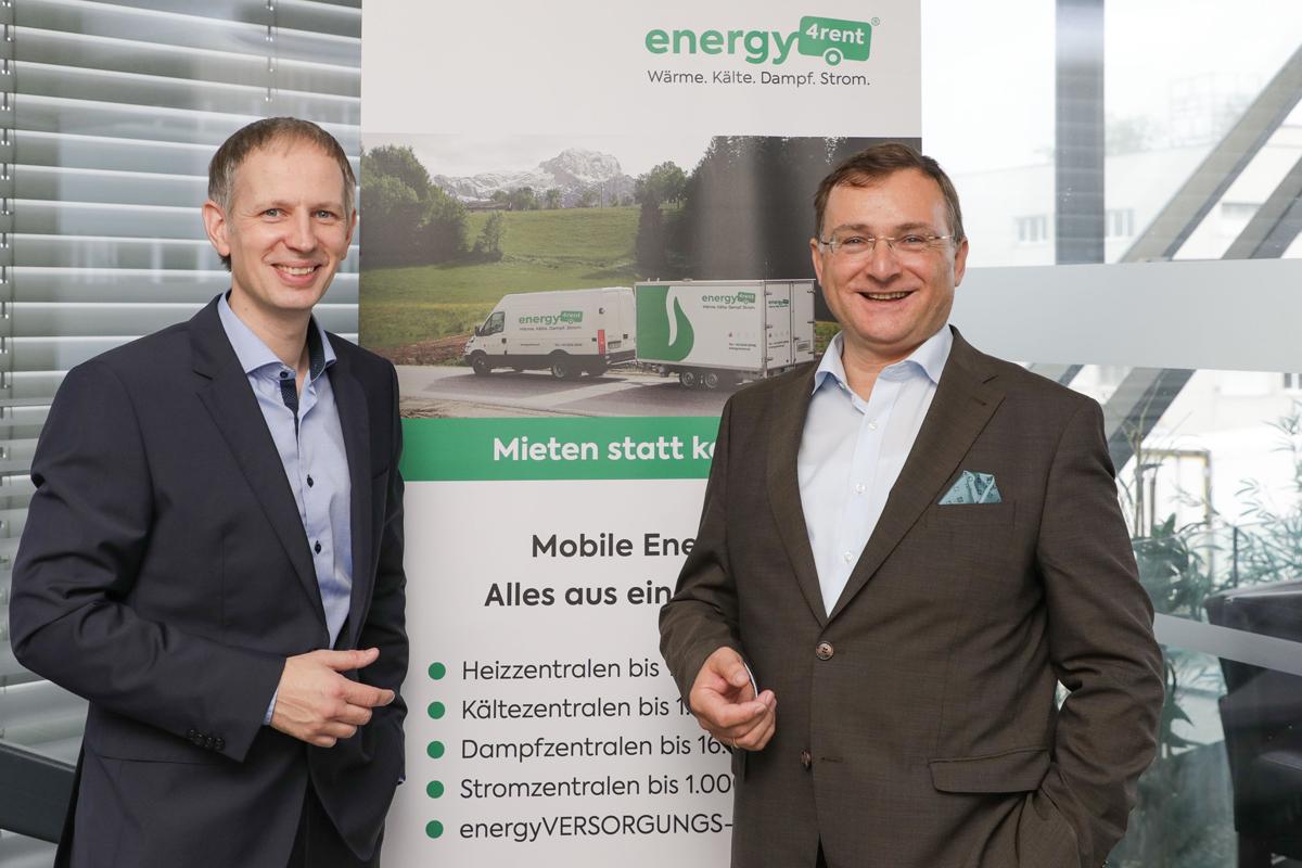 Marc Pehlke (links) und Dr. Georg Patay (rechts) freuen sich über die gelungene Akquisition
