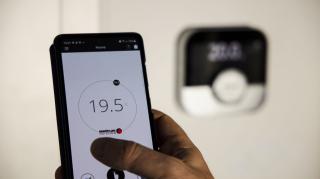 Mit der IDA App gepaart mit der passenden Regelung und dem passenden Raumgerät hat der Nutzer seine Heizung ortsunabhängig im Griff.