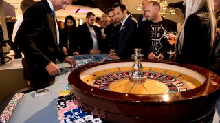 Gemeinsame Erfolge beim Roulette und in der täglichen Zusammenarbeit: Installateurpartner der GC GEBÄUDETECHNIK genossen die Casino Night. 