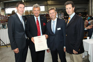v.l.n.r. Clemens Rapp (Geschäftsleitung Geberit Vertrieb), Ing. Norbert Fidler (Wirtschaftskammer NÖ), Helmut Schwarzl (Geschäftsleitung Geberit Produktion), Thomas Salzer (Wirtschaftskammer NÖ)