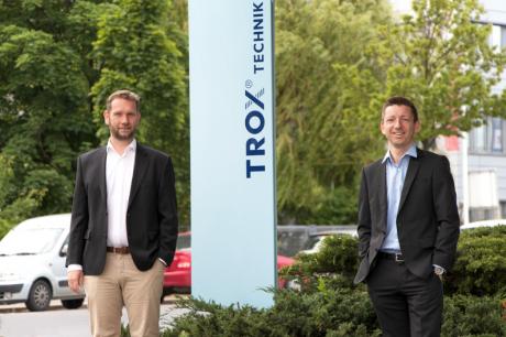 (v.r.n.l.:)Karl Palmstorfer (Geschäftsführer TROX Austria Gmbh und TROX Austria Service GmbH) und Thomas Halper (Geschäftsführer TROX Austria Service GmbH) 