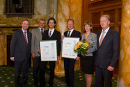 v.l.n.r.: Dr. Christoph Leitl, Ing. Karl Pech, Ing. Harald Matzka, Birgit und Werenfried Rulofs, Dr. Reinhold Mitterlehner 