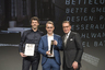 German Design Award 2018 in Gold für BetteLux Oval Couture: (v.l.n.r.) Dominik Tesseraux (Tesseraux + Partner), Sven Rensinghoff (Bette), Andrej Kupetz (Rat für Formgebung). (c) Bette