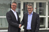 Dr. Kai Schiefelbein (links), Geschäftsführer Stiebel Eltron-Gruppe, und Troels H. Petersen, Head of Corporate Strategy, Danfoss A/S. (c) obs/STIEBEL ELTRON/Stiebel Eltro